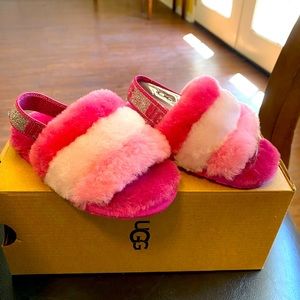 NWT Fluff Ugg sandals 8
